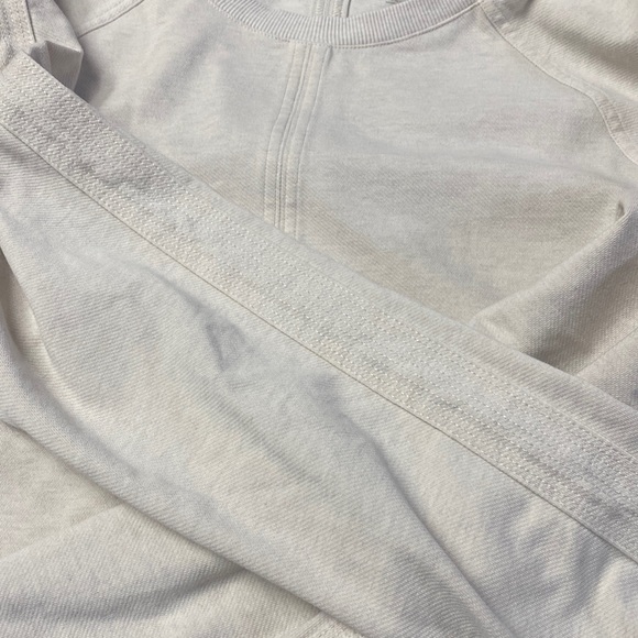 Athleta cream flowy oversized crewneck sweatshirt size medium - Picture 6 of 9